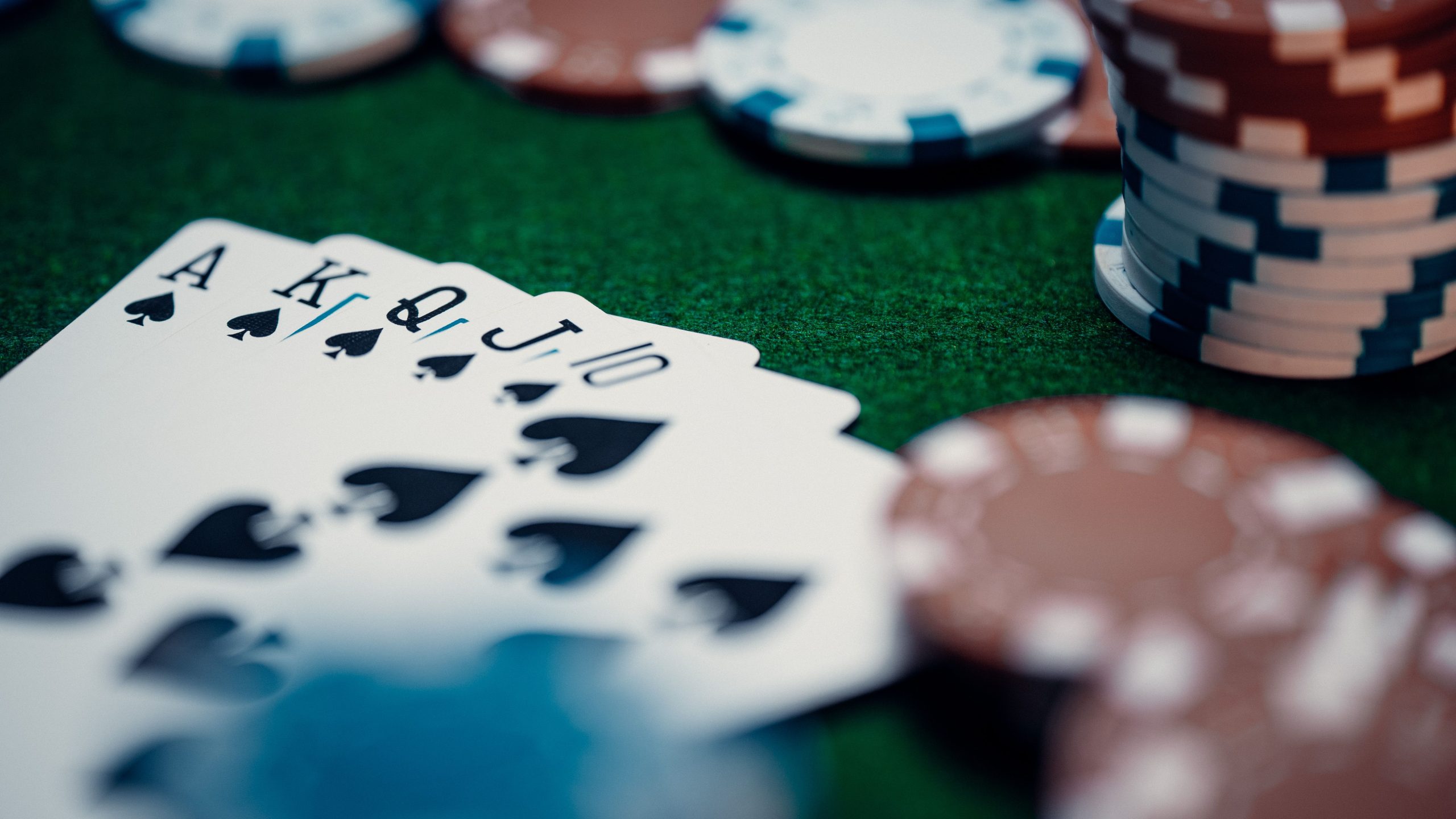 ¿App descargable o jugar en el navegador? La verdad sobre los casinos móviles en Chile